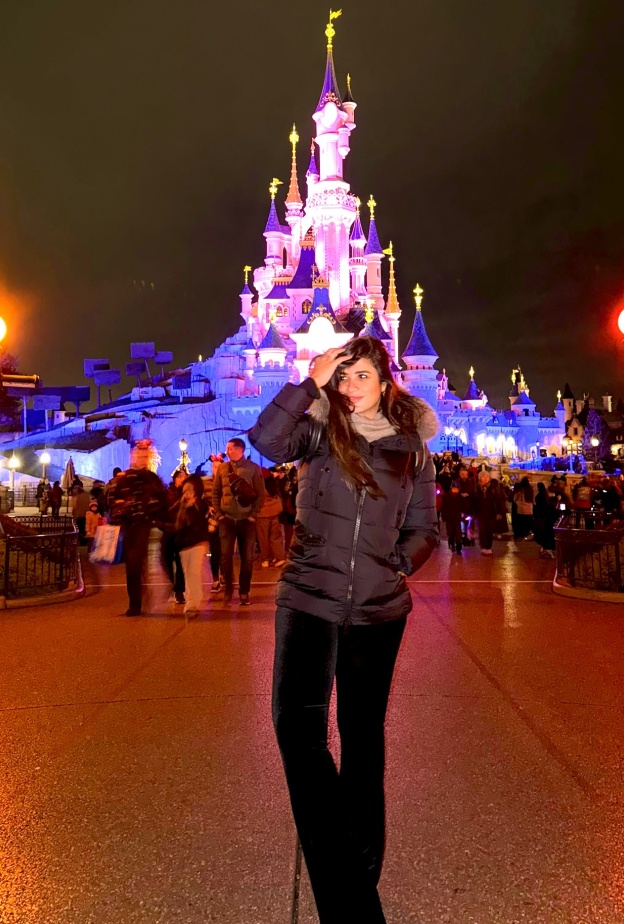 ياسمين عبد العزيز 