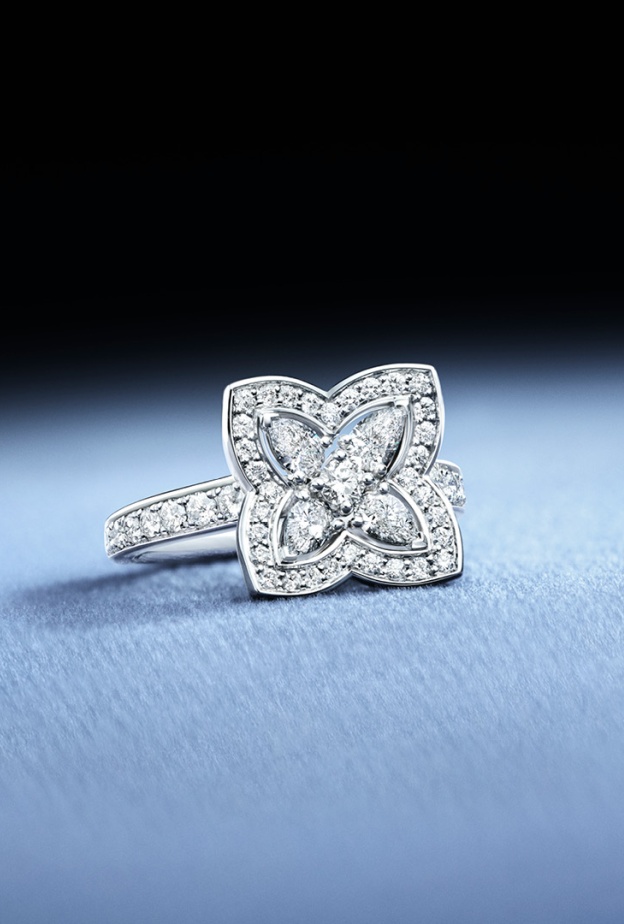 De Beers Enchanted Lotus Ring in White Gold