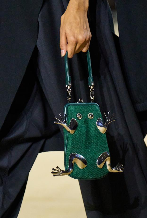 حقيبة على شكل ضفدع من Kronthaler Westwood 