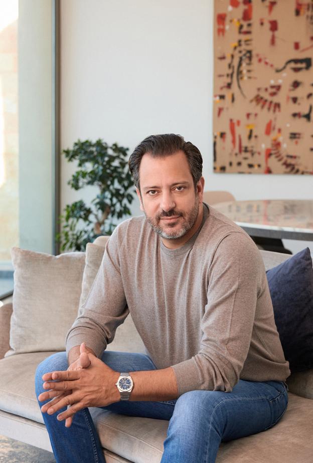 غي مانوكيان