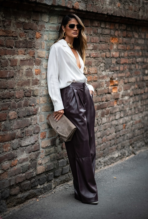 تنسيق السروال البني بأسلوب Street style