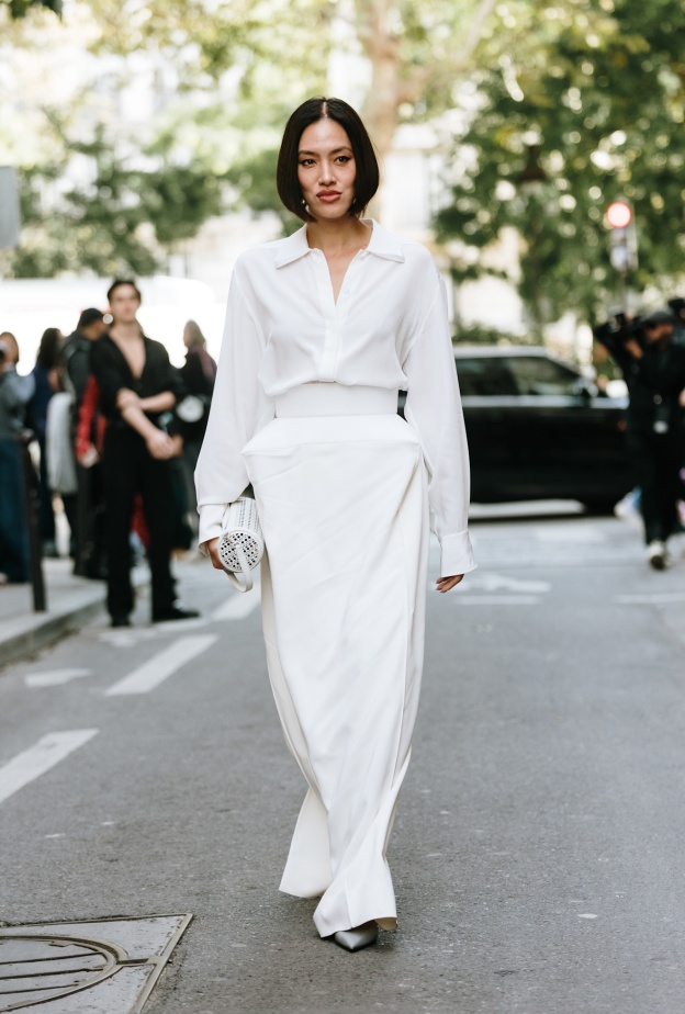  Cloud Dancer يدعو للسكينة والوضوح