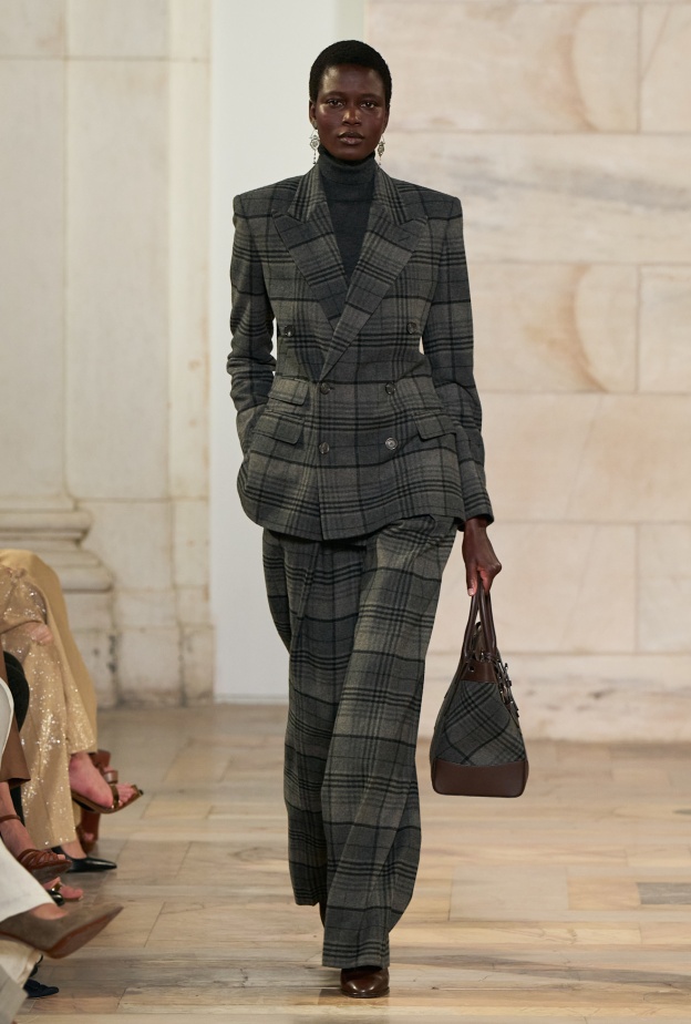 صيحة البدل الرسمية بأسلوب لافت من Ralph LAuren