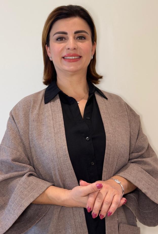 "مارغو رستميان" Margo Rustamyan، المعالجة المعتمدة في التنويم الإيحائي وخبيرة إعادة برمجة العقل الباطن