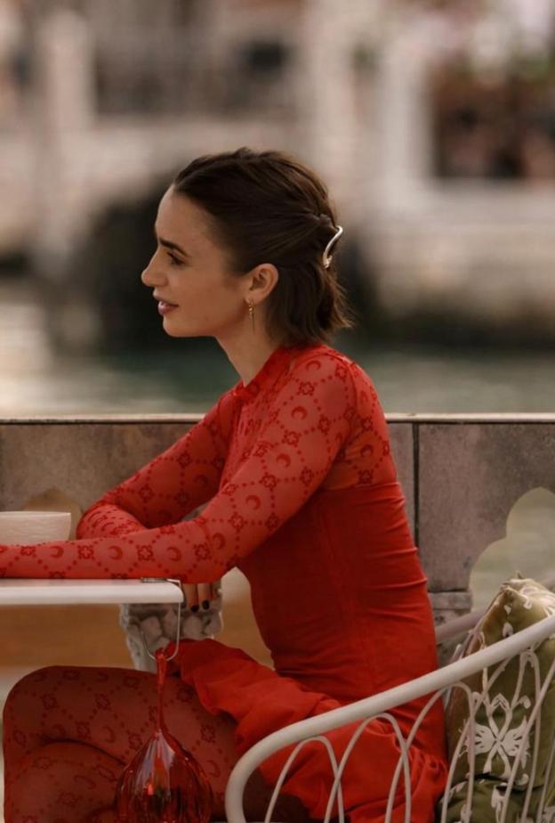 خاص لـ"هي": علامة الحقائب MESH–MESH… حكاية شقيقتين من القاهرة إلى عالم Emily in Paris