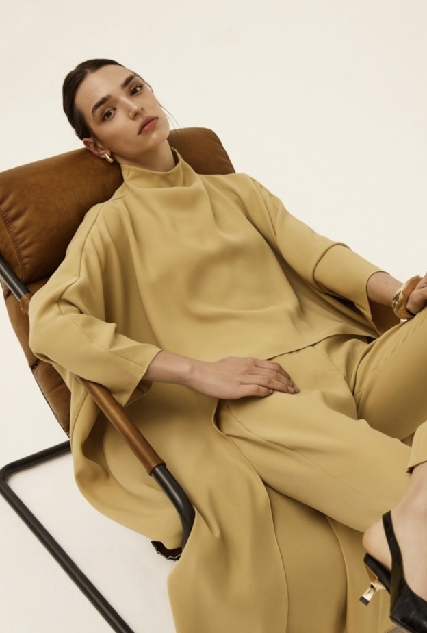 من الرياض إلى العالم: 6 علامات أزياء سعودية تشقّ طريقها إلى الأسواق العالمية