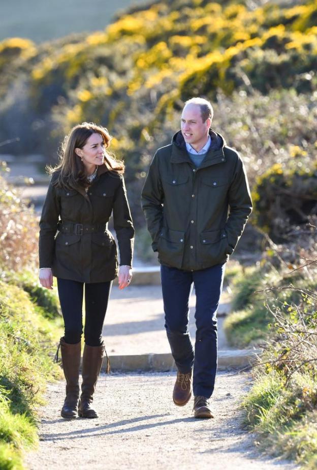 أسوار ويليام وكيت "القاتلة" للخصوصية: لهذا السبب يكره الجيران قصر الأمير الجديد؟