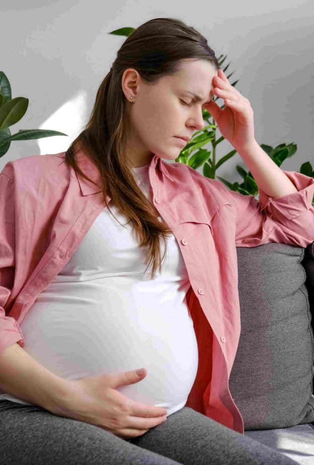 أسباب تأخر الولادة في الشهر التاسع