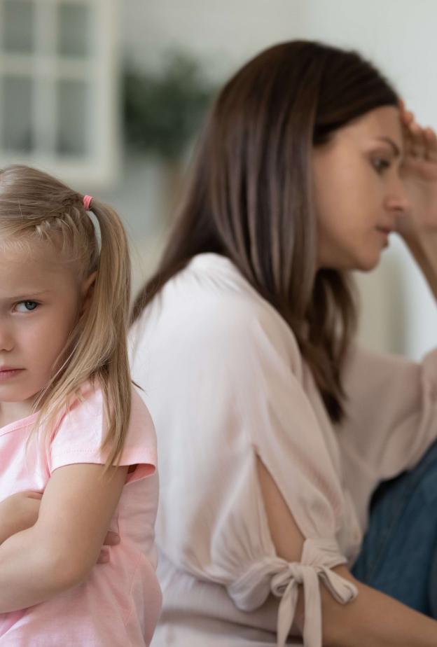 اعرفي أسباب العناد عند الأطفال وافهمي دوافع طفلك للرفض