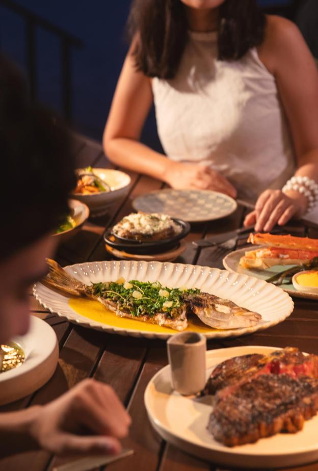 تجارب طعام استثنائية خلال فعالية توزيع جوائز المطاعم في أبوظبي