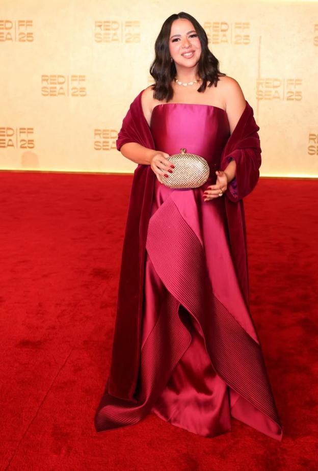 تجاوزت إيمي سمير غانم أزمة ضعف المناعة