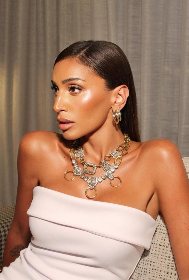 دينا الشربيني بطلة مسلسل لا ترد ولا تستبدل