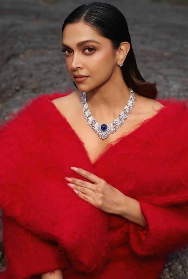 ديبيكا بادكون بتصاميم مجوهرات فارهة تعكس سحر إطلالاتها