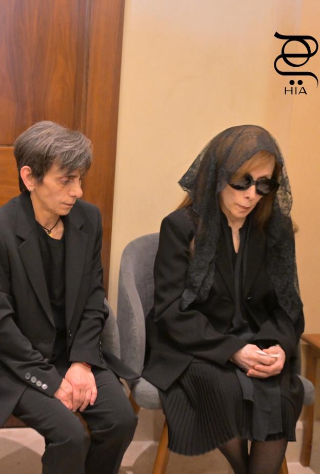 فيروز تتلقى العزاء في ابنها هلي الرحباني