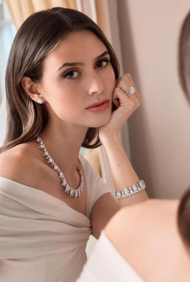 مجوهرات معوض للعروس