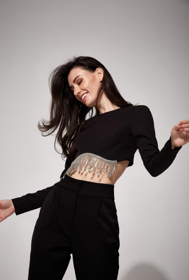 هل تحاولين زيادة نشاطك؟ يشرح أحد الخبراء فوائد تتبع عدد الخطوات