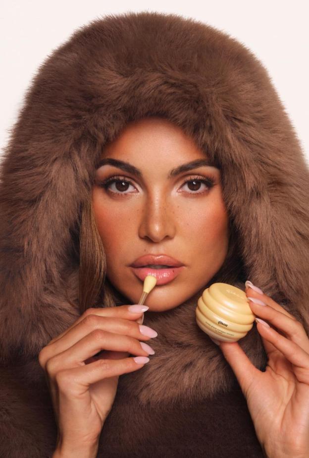  تكشف غيزو عن أحدث ابتكاراتها الجماليّة ماسك Honey Glaze Collagen Therapy Lip Mask