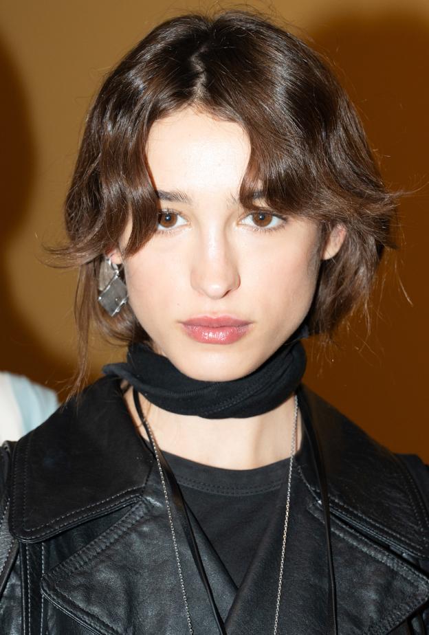 علاج ندبات حب الشباب