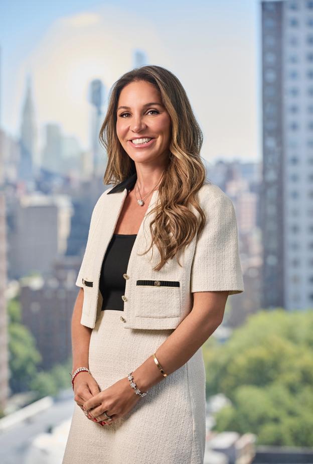 مؤسسة Astrea London ورئيستها التنفيذية "ناتالي موريسون" 