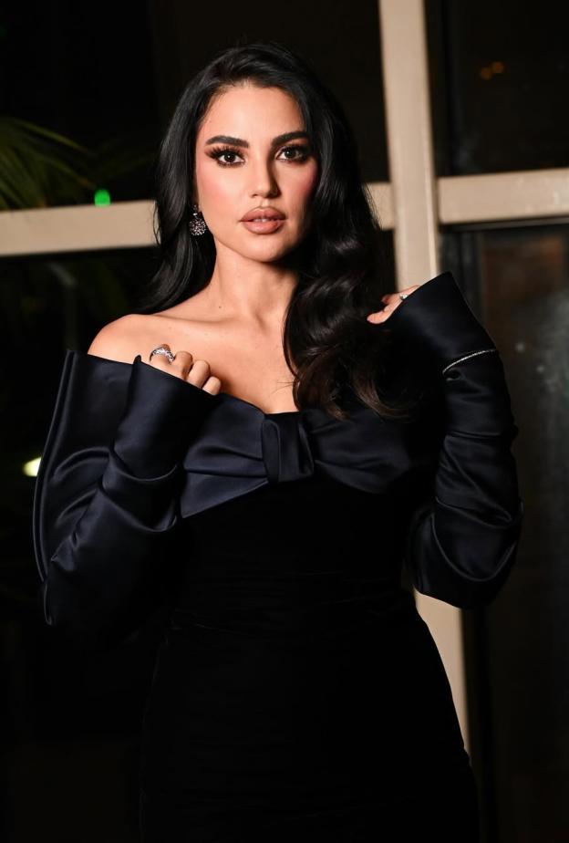 أجمل اطلالات مكياج وتسريحات شعر درة التونسية بمناسبة عيد ميلادها