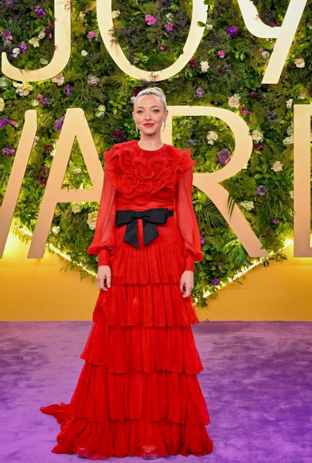 اماندا سيفريد