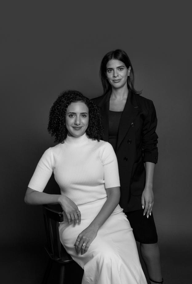 نحتفي بحرفية ألطاف المضيان وشريفة السليطي