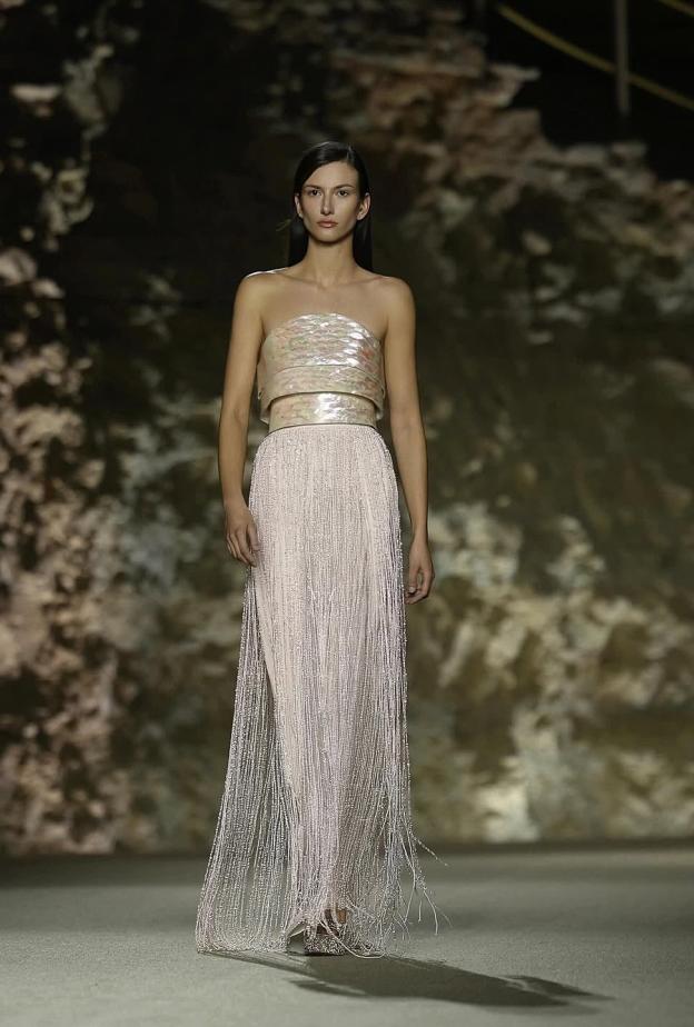 كاتي بيري تتألق بتصميم سعودي من وعد العقيلي في حفلJoy Awards 2026 في الرياض