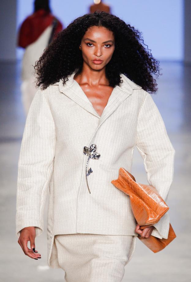 إكسسوار "البروش" Brooch 