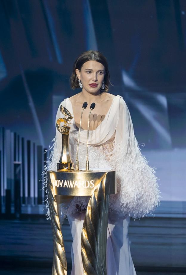 ميلي بوبي براون