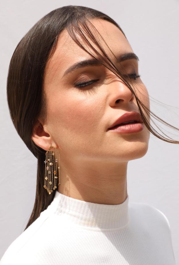 مصممة المجوهرات السعودية نوشين بخش