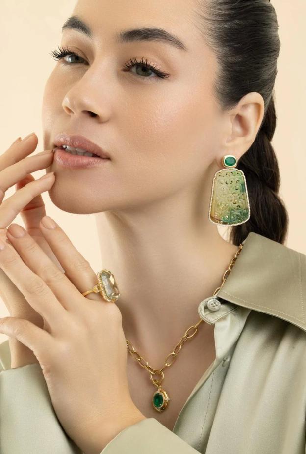 أقراط Emerald Jade Oval G - One من goshwara