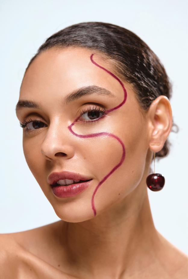 جربي الإطلالة الكورية للشفاه مع Benefit Cosmetics