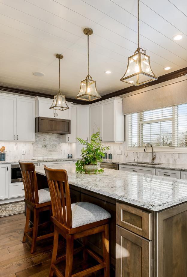 أسطح العمل المصنوعة من الجرانيت، من المواد التي تمنح المطبخ مظهرًا فاخرًا وخالدً