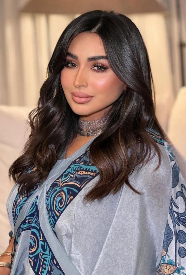 أمل الانصاري صورة من انستغرامها