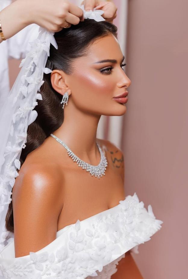 تصوير عروس بعدسة المصورة الاء الشهري