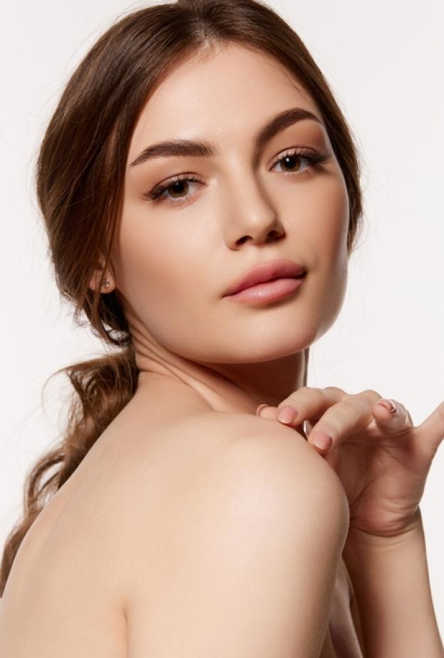 تمنح جلسات الكريوثيرابي البشرة إشراقة فورية