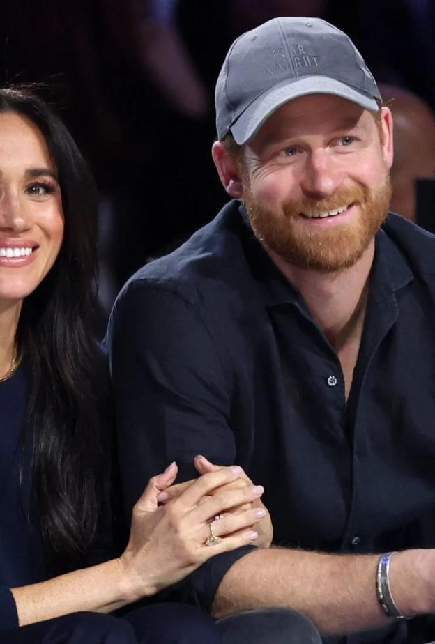 شيفرة ميغان ماركل الجديدة.. هل تخفي مجوهراتها أسراراً تتجاوز حدود القصر؟