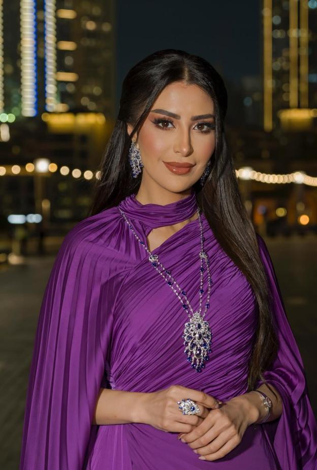 مقدمة البرامج الاماراتية أسماء النقبي صورة من انستغرامها