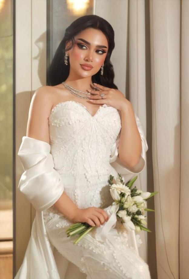 من مكياج الميك أب أرتست منى عبدالرحمن