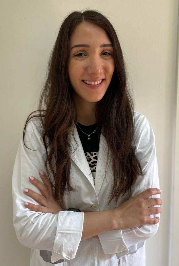 الدكتورة ماريا فرحات يزبك أخصائية في الأمراض الجلدية في باريس