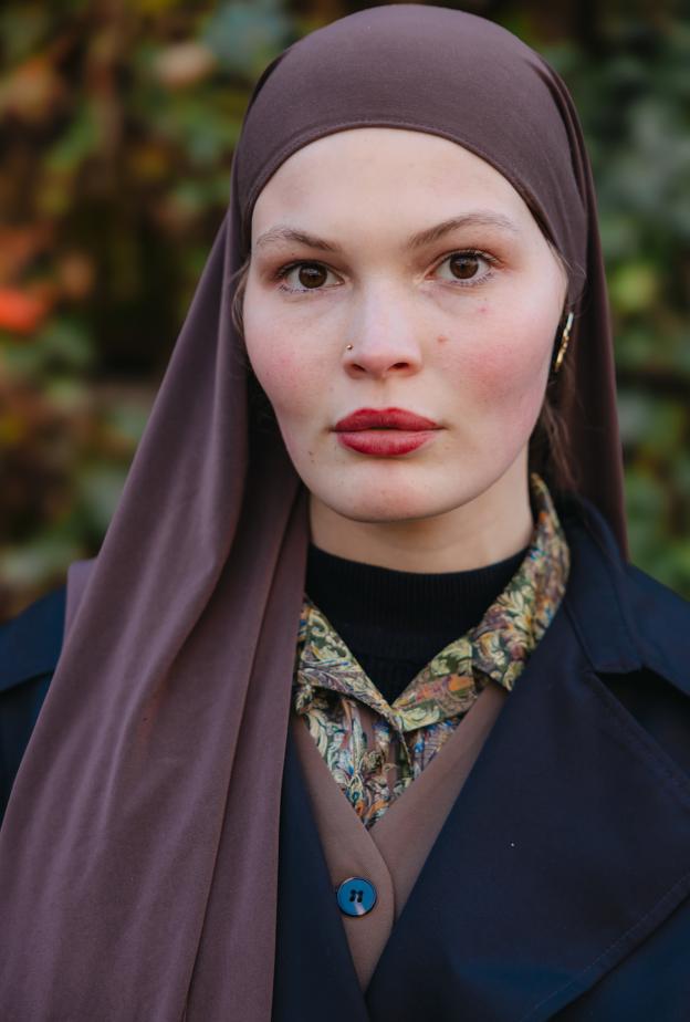  عارضة ازياء في ستريت ستايل باريس