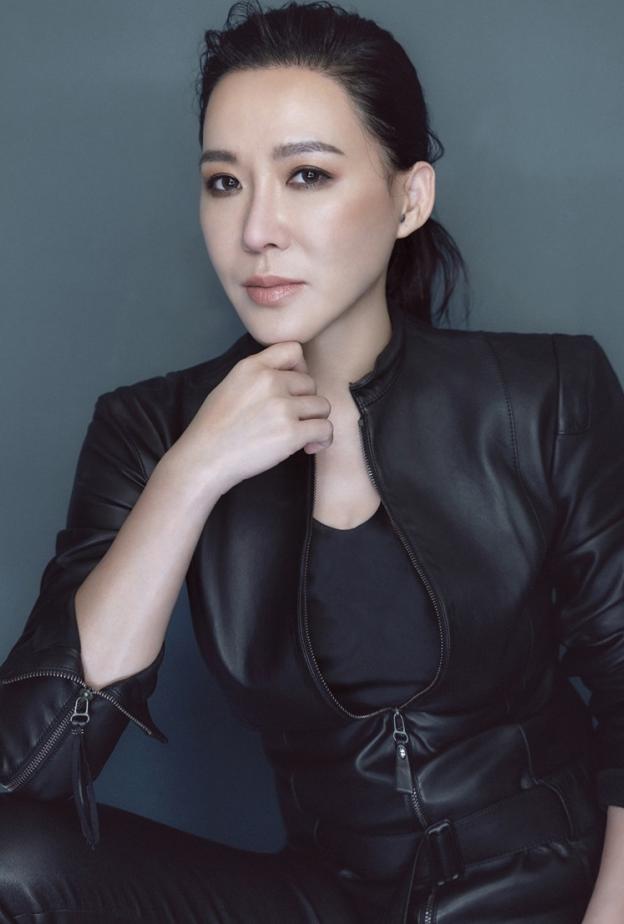 مصممة المجوهرات سيندي تشاو