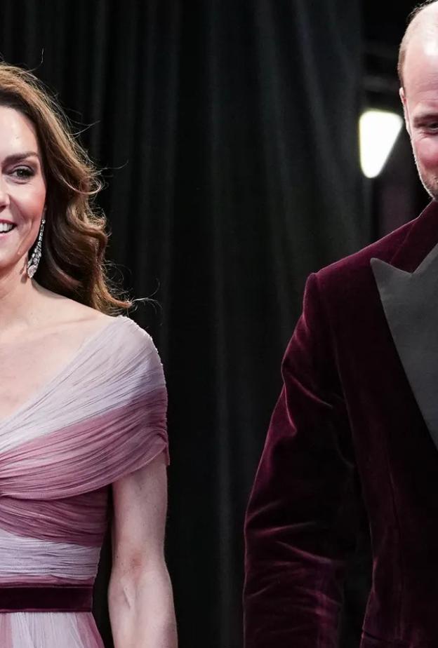 كيت ميدلتون تسرق الأضواء في بافتا بفستان غوتشي