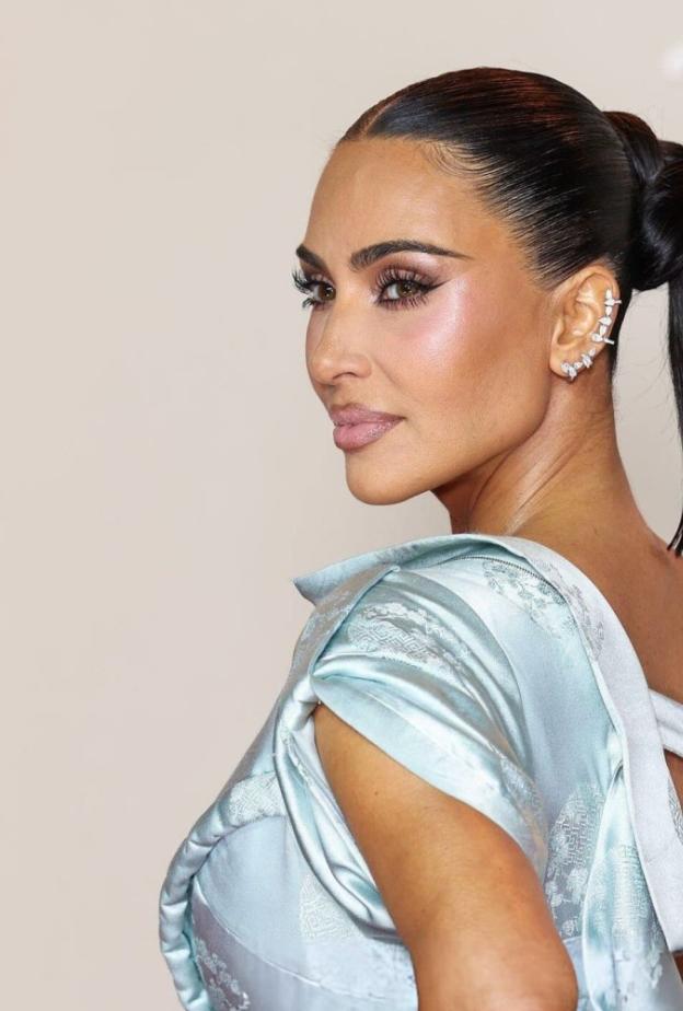 كيم كارداشيان