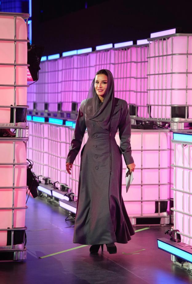 الشيخة موزة