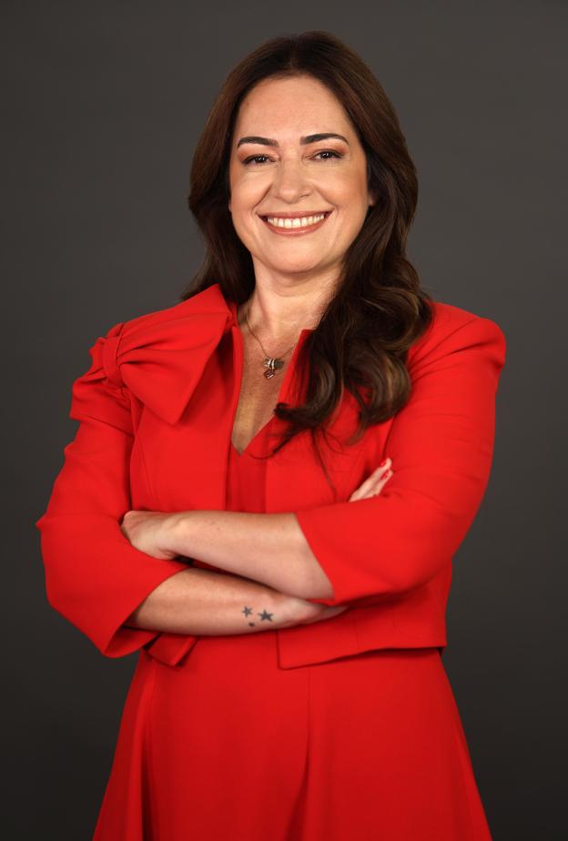  كريستين أسود