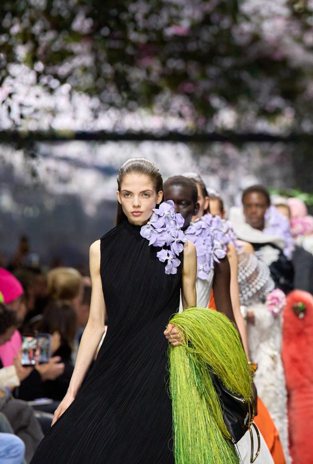  أسبوع الأزياء الراقية في باريس 