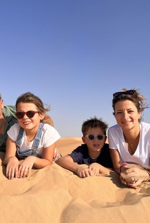 اري مييو وسيريك دورلو وأولادهما