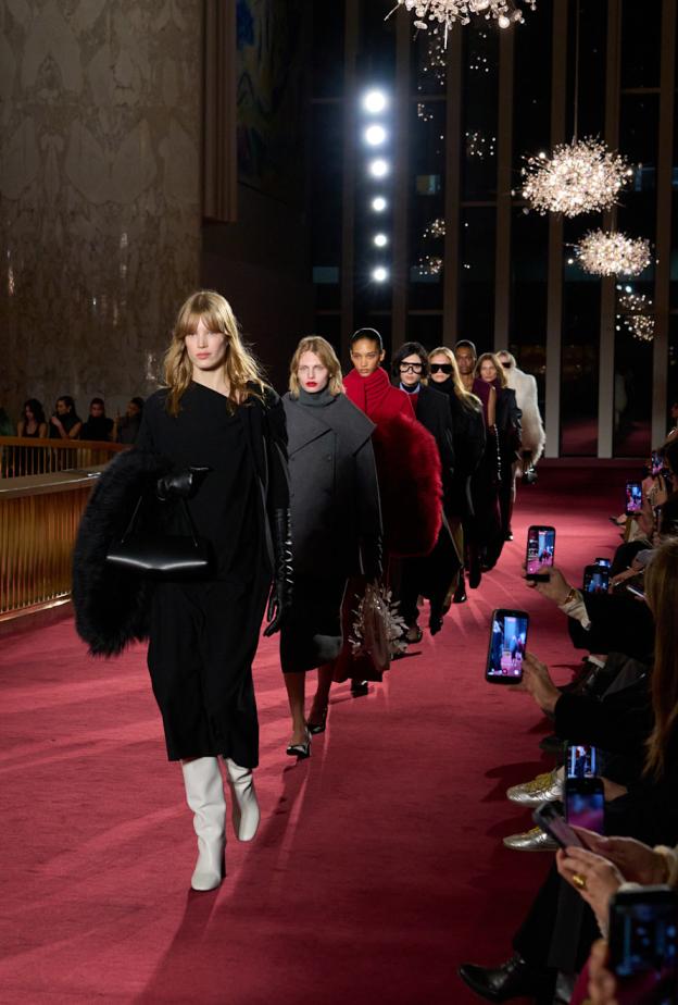 أجمل عروض أسبوع الموضة في نيويورك