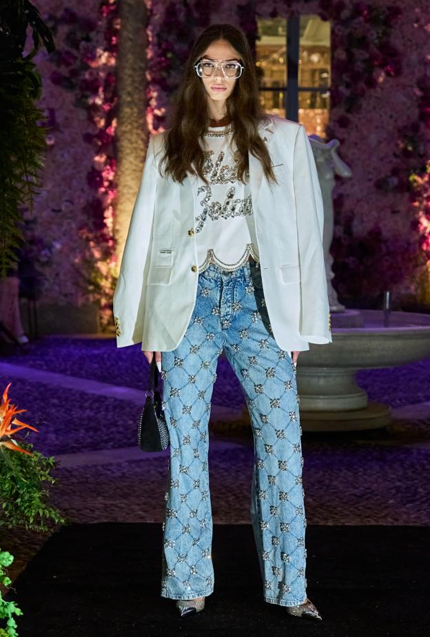 إطلالة من Philipp Plein